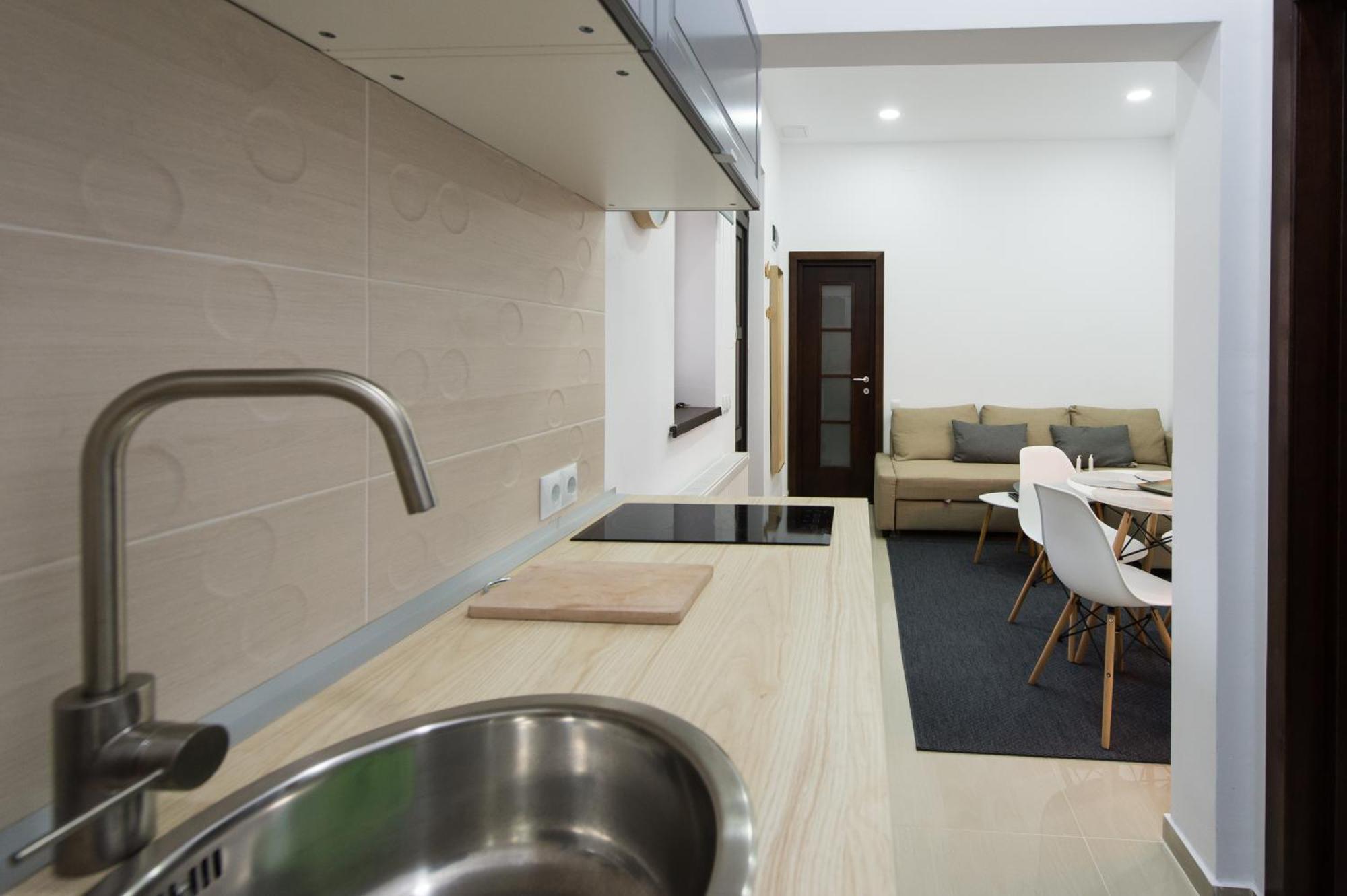 Apartament Gorgeous Flat With Patio And Mountain Views *